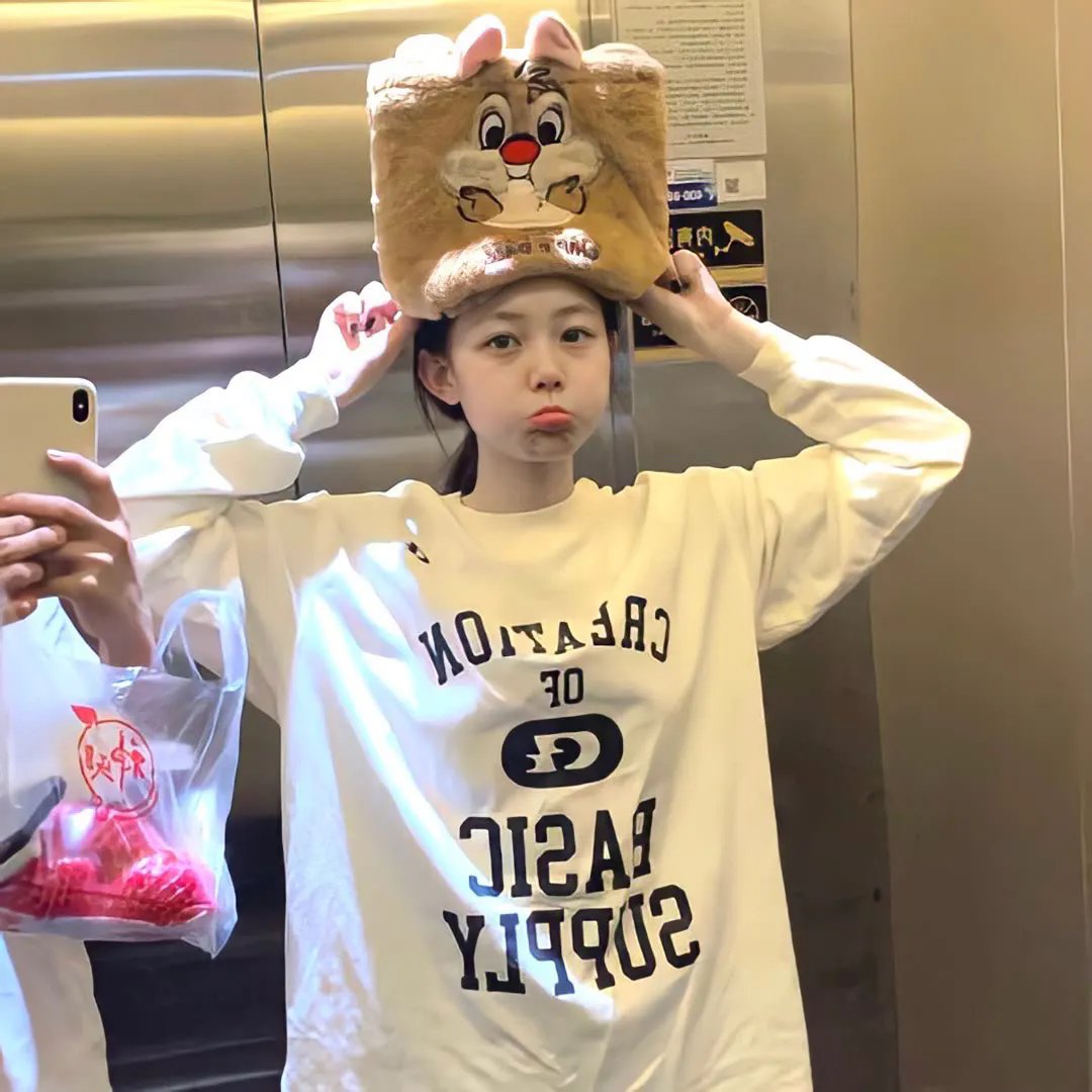 房子与狗封面